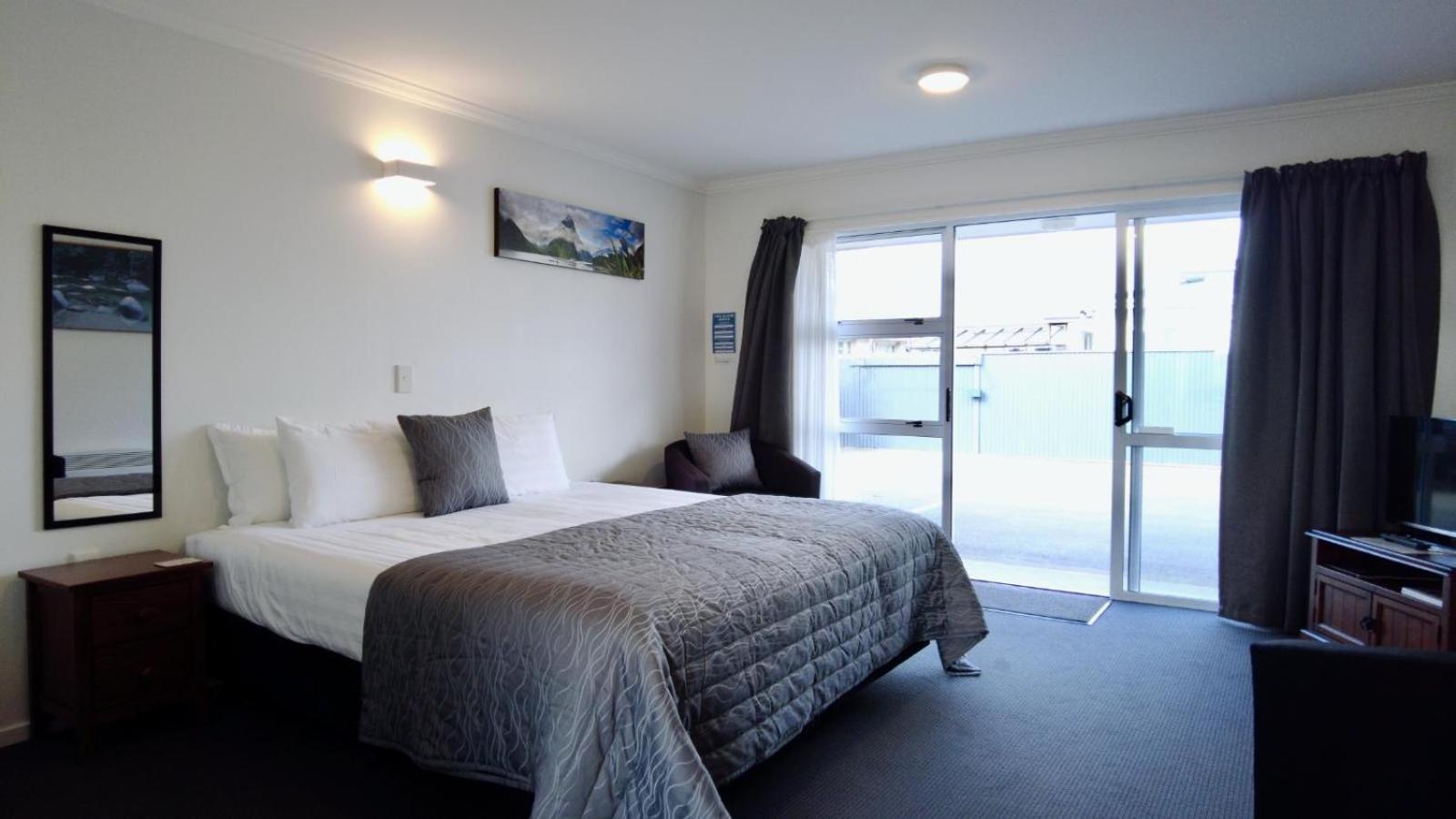 554 Moana Court Motel อินเวอร์คาร์กิลล์ ภายนอก รูปภาพ