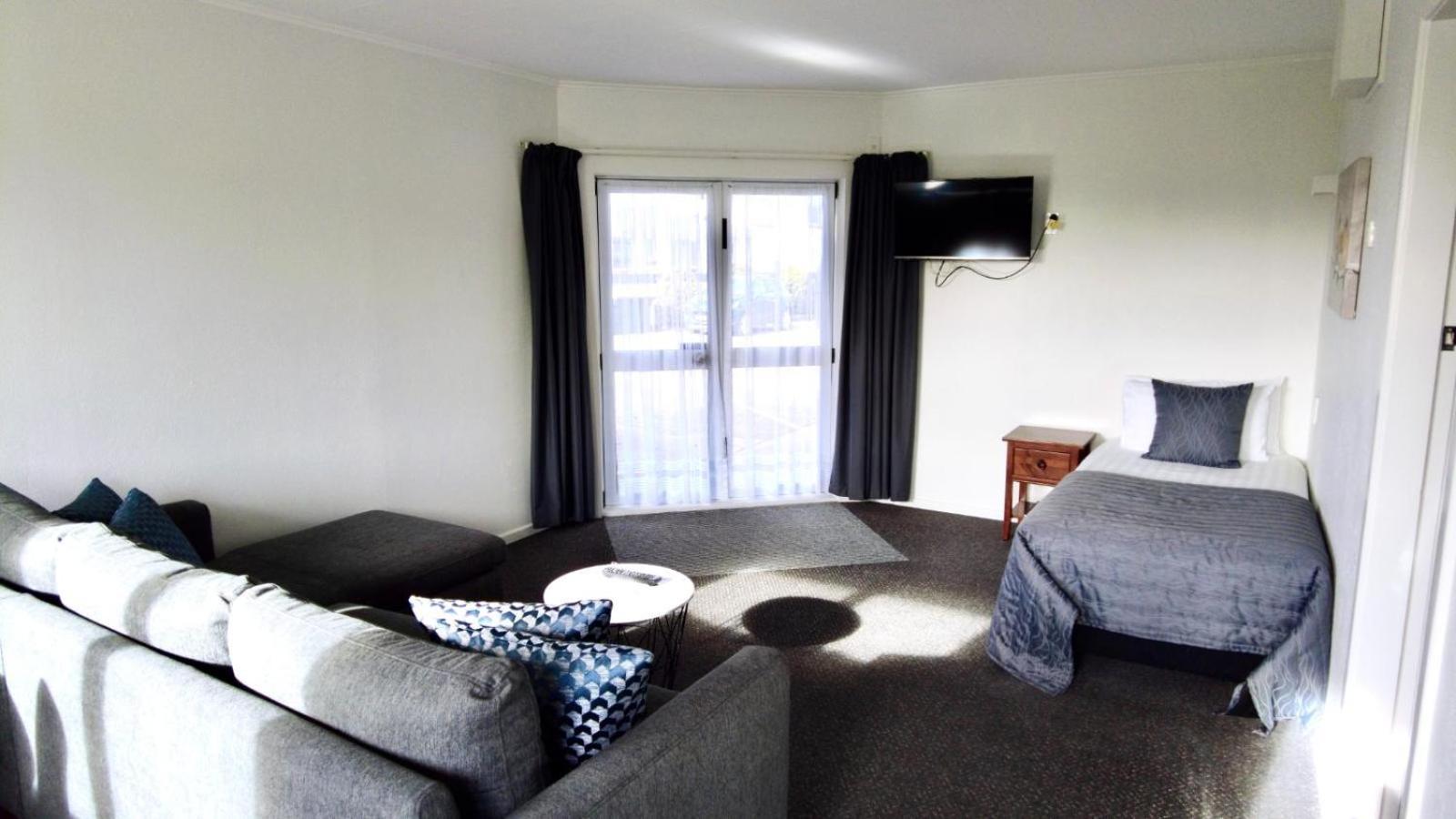 554 Moana Court Motel อินเวอร์คาร์กิลล์ ภายนอก รูปภาพ